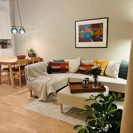 Stylish 2 Bedroom St Hanshaugen Near Grunerlokka *