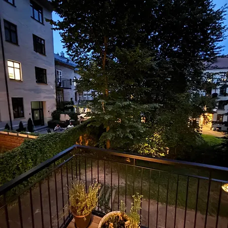 Apartamento Stylish 2 Bedroom St Hanshaugen Near Grunerlokka Oslo